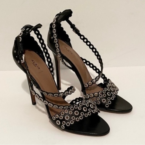 Alaïa black heels (NWT) - Picture 3 of 9